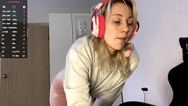 KandaceMassanelli — I'll take off my shorts