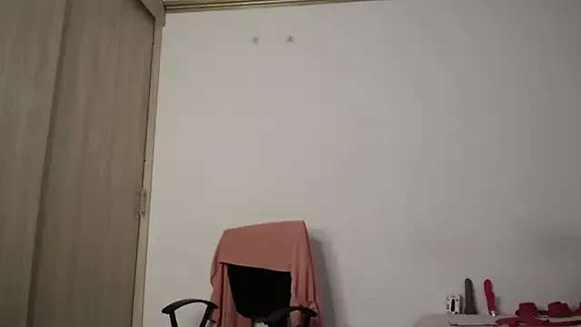 karoline_lovers — show squirt and ride dildo
