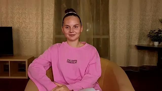 KathlynDemauri — show lips close-up