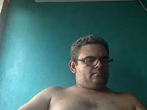 Katracho6969 — Buscas un papi ?  $$