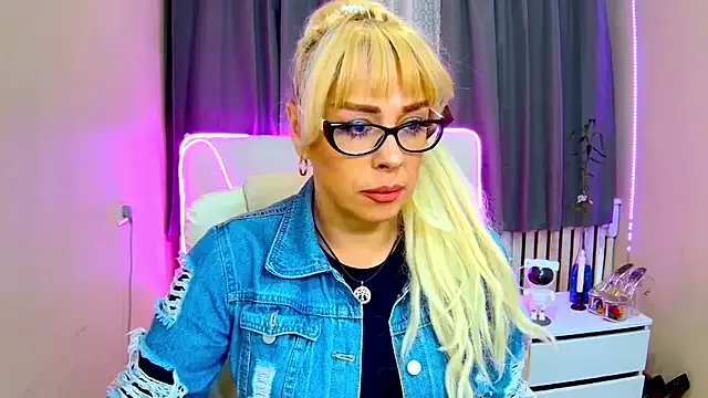KatrinaCharm — Private on StripChat