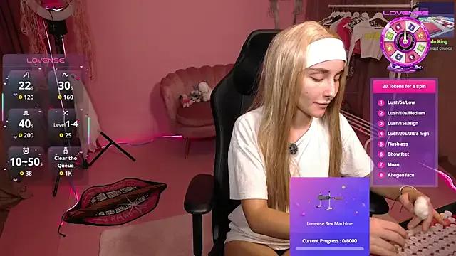 kaylaxsweet — Suck a dildo