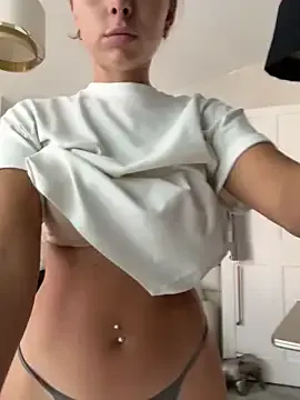 KayleeBella — BOUNCE TITTIES 