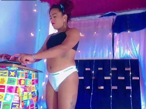 KayleighDreams_ — Party white 
