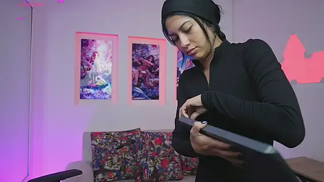 KayraOwen —  Spit nipples/cream on boobs