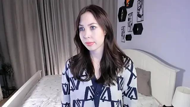 StripChat KeciaRappa is Freechat KeciaRappa — play with straps and stroke shoulders