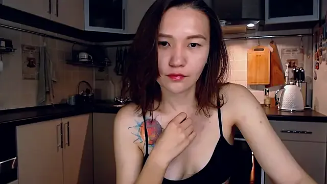 Kelly_Yon — stay topless 15 min