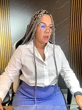 KellyBrooklyn_ — GM BOSS