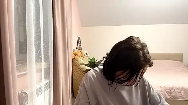 KellySayli — shake ass