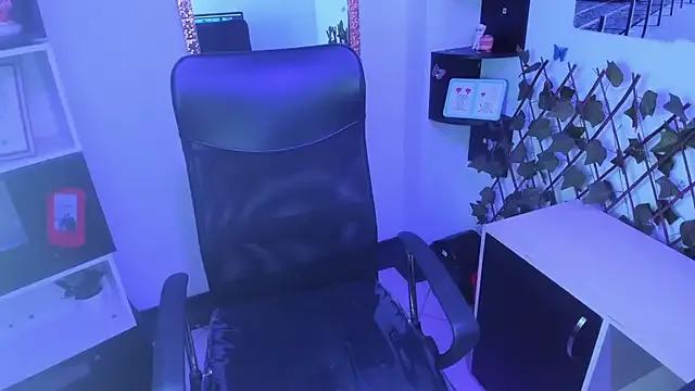 keylaSquirt_ — sensual dance