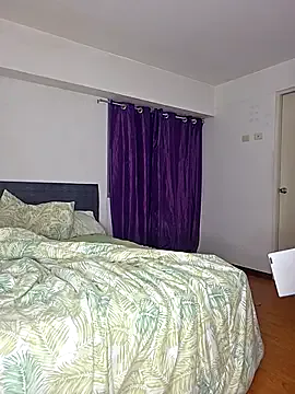 Khloekiss — 1 FINGER IN ASS
