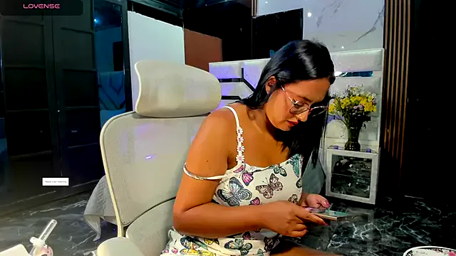 KiaMiller — Strip + hard nipples 