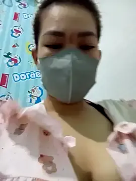 KiimMiu — Show Boobs