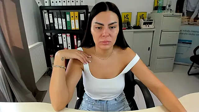 kilenyapatrice — RIDE DILDO FROM BEHIND, UNTIL EXPLODE :D