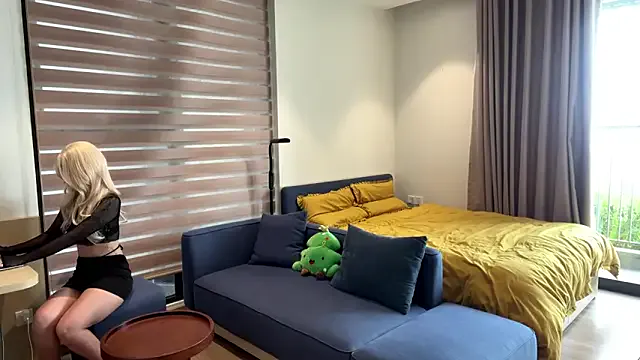 Kim_Ryu — Booty Tease