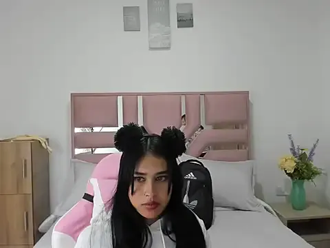 kimberlylohaiza — Free show