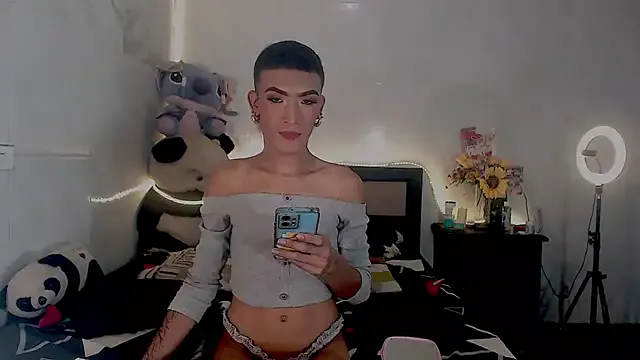 KimberlyXtreme — Naked and suck