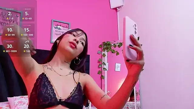 kinkylittlegirll — squirt show