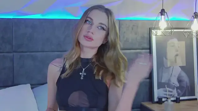 KiraMyers — Slap tits
