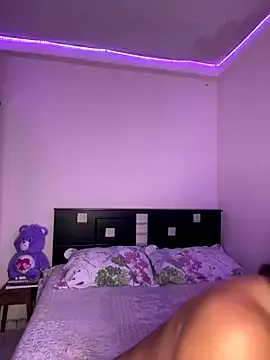 kiravicee — Spank ass
