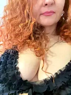 kisulya — cum in public
