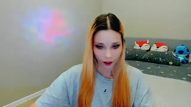 Kitten_Alissa — Stand up and around
