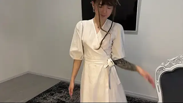 kitty4k — Air Kiss