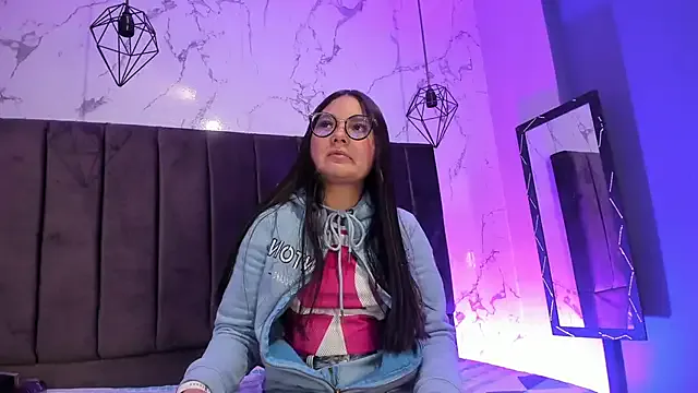 Kitty_chs1 — Rub pussy