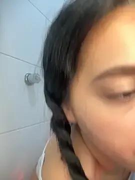 kitty_oficiall — Waxing hairs pussy and showering