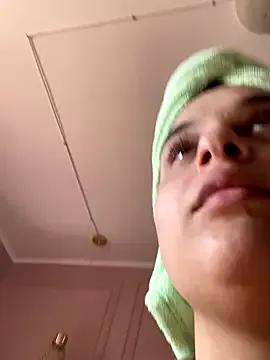 kittykelly — Get my tits on ur face 