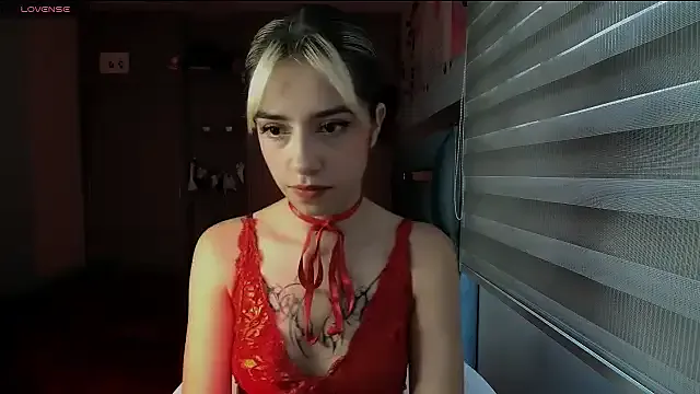 Kittyross — show boobs