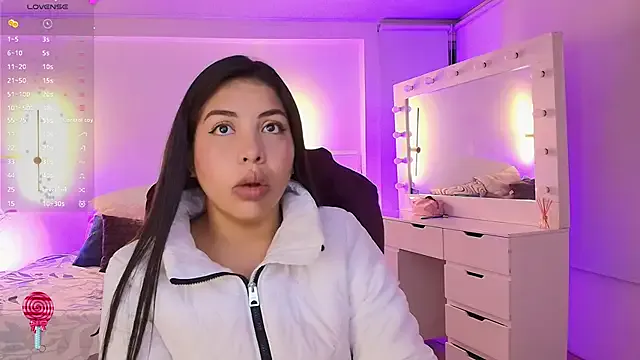 kloe28 — Air tits with stung tweezers