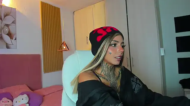 KoraRousee — face full of saliva 