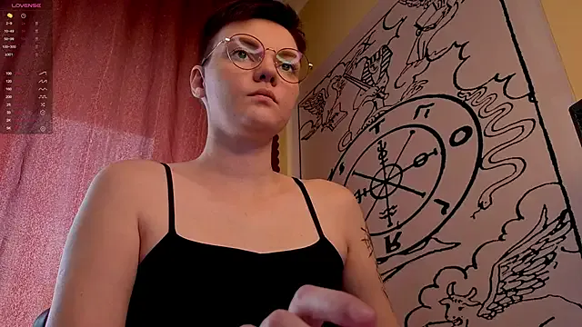 KrisNeal — Boobs/topless for 10 min