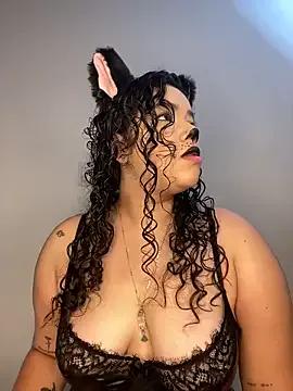 StripChat krisstenSantos is Freechat krisstenSantos — RIde torso in squats