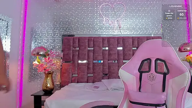 KylieVictoria — Freechat on StripChat