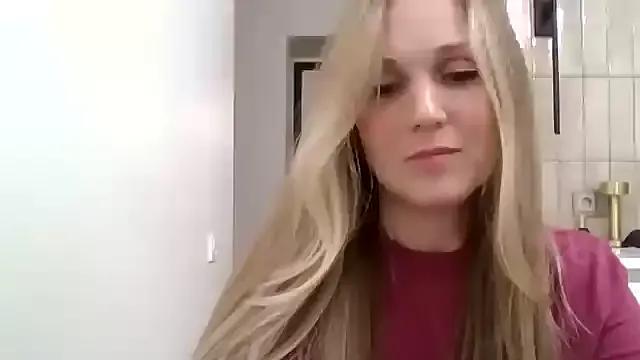 StripChat Kyrelinn is Freechat Kyrelinn — I want a lot of flowers