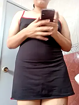 La-Gatiita-trans — Show cum