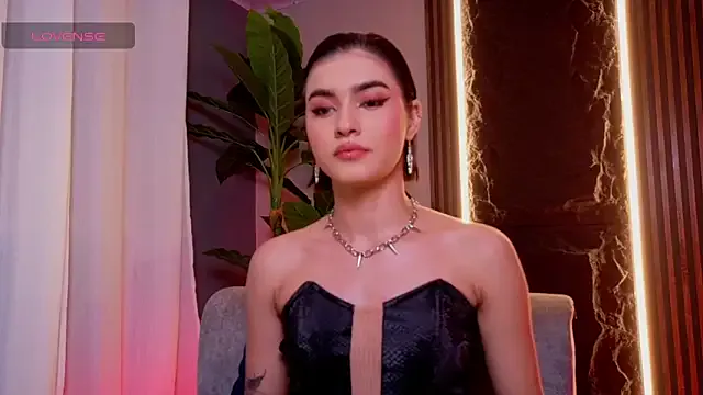 La_Diabla_111_ — Vibe my tight pussy, make me wet