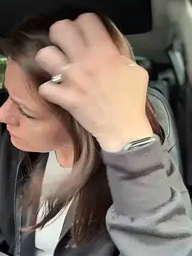 LadyLena1 — Nipple clamps for ten min