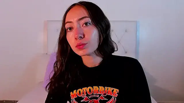 LaiaColliinss — plug in my tight ass for 7Min