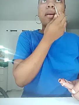 LailaPierce — Freechat on StripChat