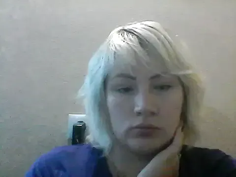 LallyLoveXx — Freechat on StripChat