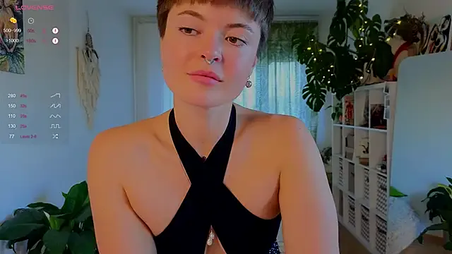 lana_sky — sexy doggy pose