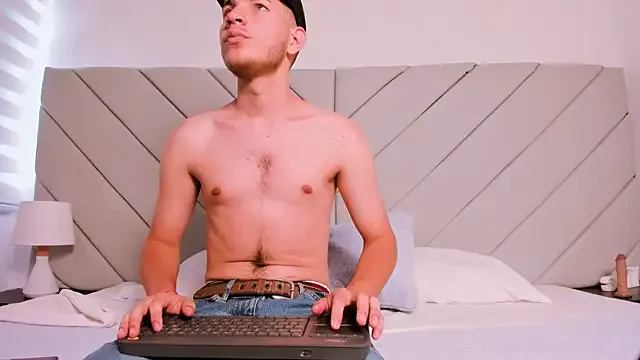 lara_and_danny — Freechat on StripChat