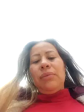 LaraCaliente — Show ass