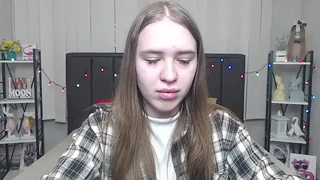 LauraHlot — let's have fun