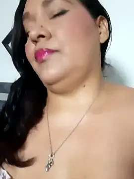 Laurasofia01 — control of my toy