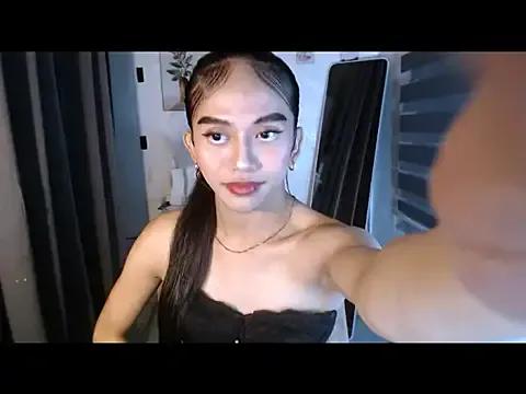 LauraSoHot — LET'S HAVE FUN AND CUM SHOW FOR YOU