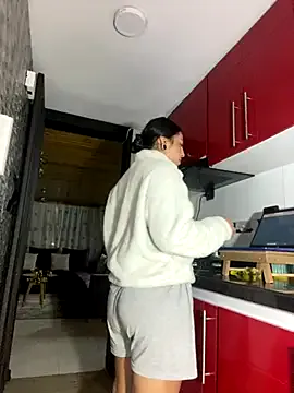 lauuraww — domi control
